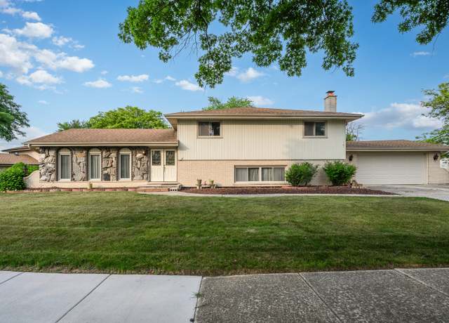 Property at 14111 Tod William Dr, Orland Park, IL 60462, 4 beds, 3 baths