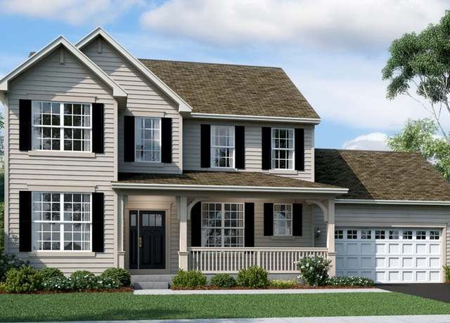 Property at 600 Waterford Rd, Elgin, IL 60124, 4 beds, 2.5 baths