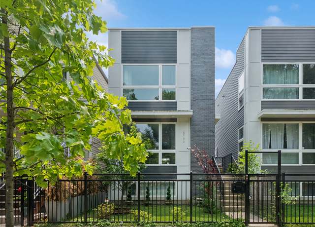 Property at 3731 W Lyndale St, Chicago, IL 60647, 4 beds, 3.5 baths