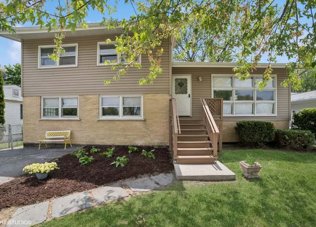 Property at 4911 Prairie Ave, Mchenry, IL 60050, 4 beds, 2 baths