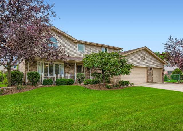 Property at 9301 Birch Ave, Mokena, IL 60448, 4 beds, 3.5 baths