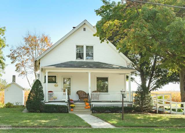 Property at 8336 Fox River Dr, Newark, IL 60541, 3 beds, 1 bath