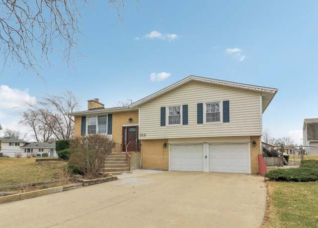 Property at 712 Dante Ct, Schaumburg, IL 60193, 4 beds, 3 baths