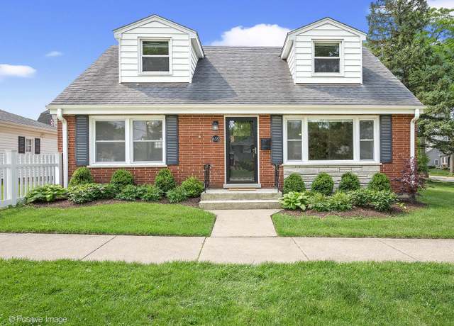 Property at 635 Prairie Ave, Downers Grove, IL 60515, 4 beds, 2 baths