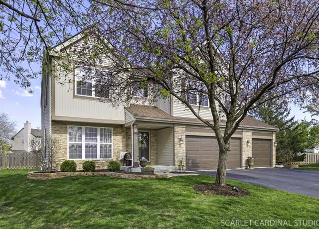 Property at 644 Sumac Dr, Aurora, IL 60506, 4 beds, 2.5 baths