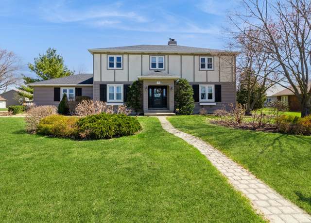 Property at 230 S Constitution Dr, Aurora, IL 60506, 3 beds, 2.5 baths