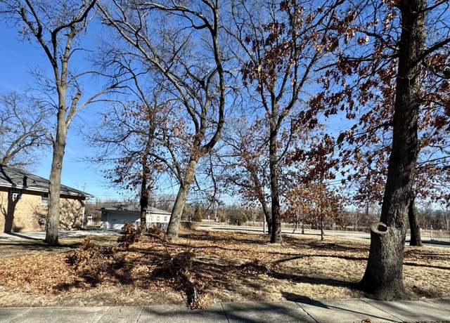 Property at 17313 Hawthorne Dr, East Hazel Crest, IL 60429