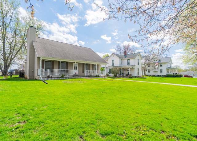 Property at 505 E Cole St, Heyworth, IL 61745, 4 beds, 3.5 baths