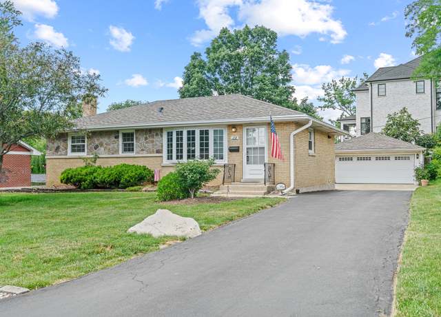 Property at 108 6th St, Downers Grove, IL 60515, 3 beds, 2 baths