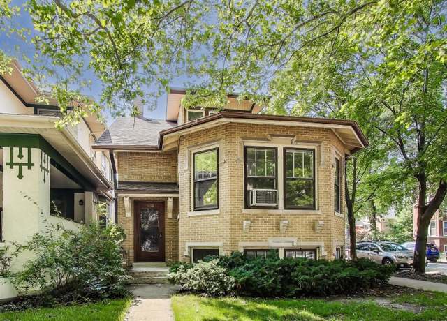 Property at 4856 N Leavitt St, Chicago, IL 60625, 3 beds, 1.5 baths