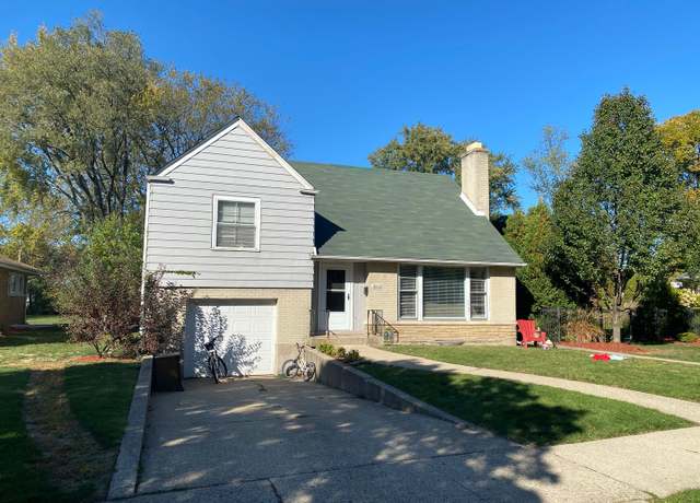 Property at 1016 Arthur St, Park Ridge, IL 60068, 3 beds, 1.5 baths
