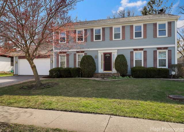 Property at 1943 Buckingham Rd, Mundelein, IL 60060, 4 beds, 2.5 baths