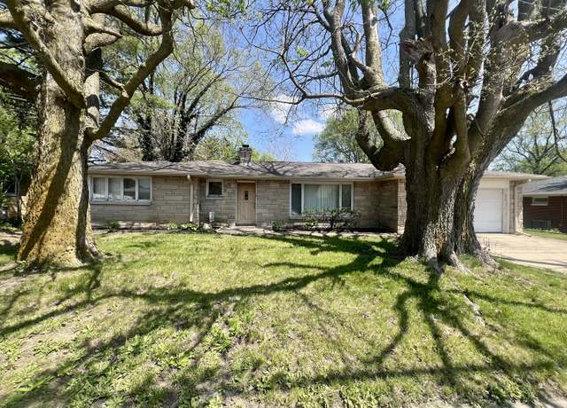 Property at 1712 S Prospect Ave, Champaign, IL 61820, 4 beds, 2 baths