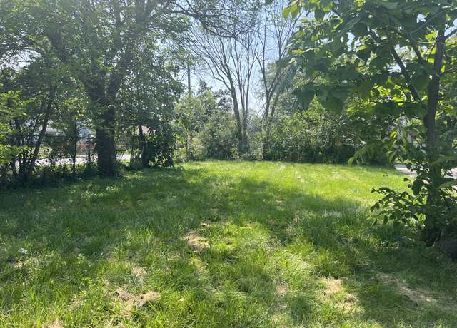 Property at 201 N Biermann Ave, Villa Park, IL 60181