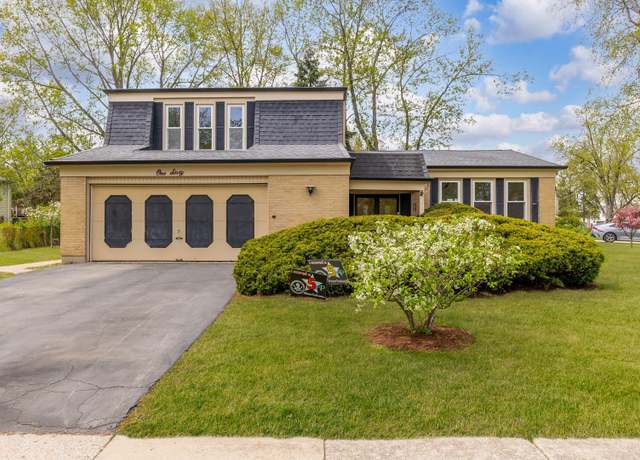 Property at 160 Camelot Way, Bolingbrook, IL 60440, 4 beds, 2.5 baths