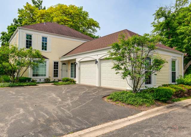 Property at 9 Court of Lagoon Vw, Northbrook, IL 60062, 4 beds, 3 baths