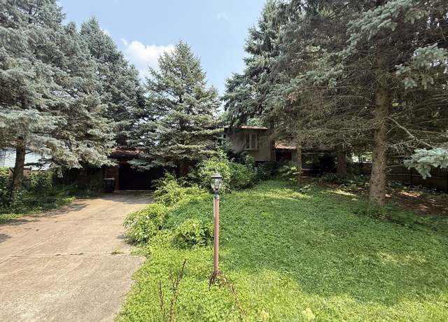 Property at 3S631 Lorraine Ave, Warrenville, IL 60555, 4 beds, 2.5 baths