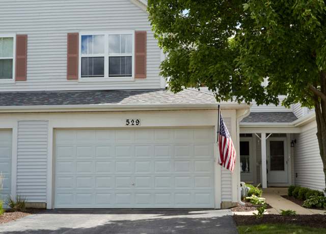 Property at 529 Horizon Dr, Bartlett, IL 60103, 2 beds, 2.5 baths