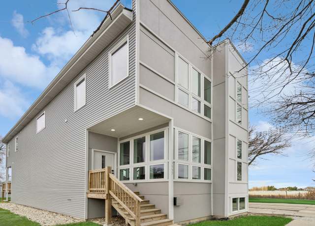 Property at 1537-35 Scoville Ave, Berwyn, IL 60402, 4 beds, 3.5 baths