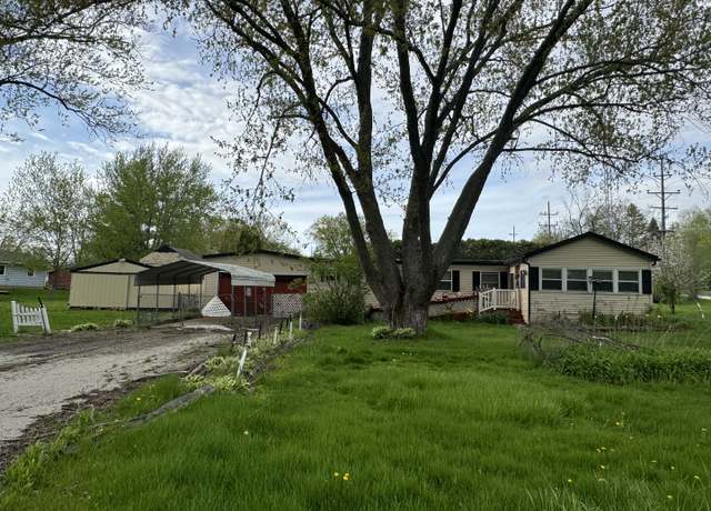 Property at 240 W Walnut St, Cedarville, IL 61013, 2 beds, 1 bath