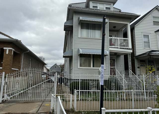 Property at 8528 S Exchange Ave, Chicago, IL 60617, 8 beds, 4 baths