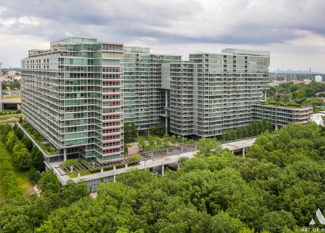 Property at 9725 Woods Dr #1913, Skokie, IL 60077, 5 beds, 3.5 baths