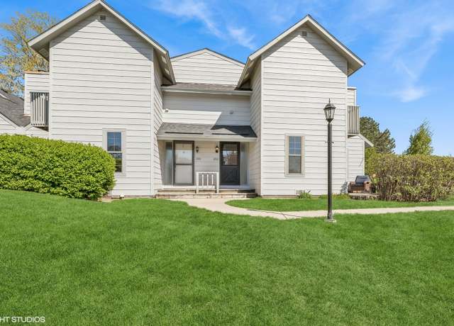 Property at 592 Dunham Rd, Gurnee, IL 60031, 1 bed, 1.5 baths
