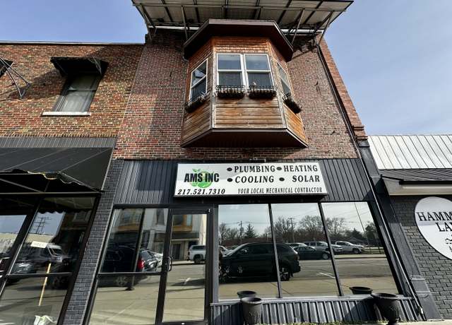 Property at 217 E Main St, Clinton, IL 61727