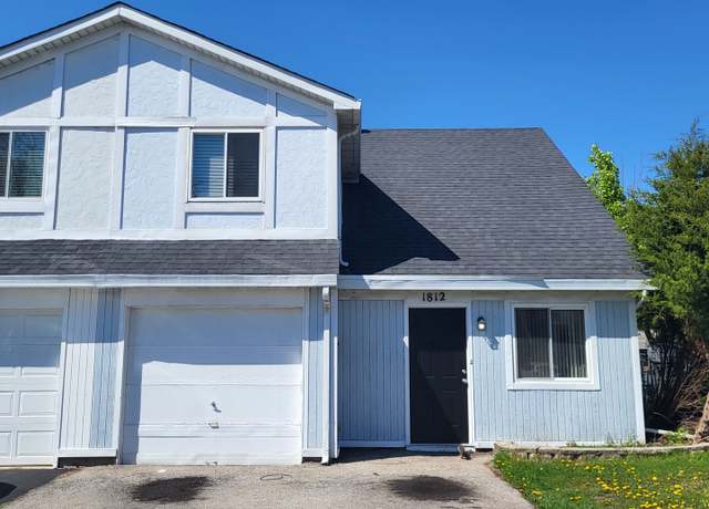 Property at 1812 Goddard Ln, Hanover Park, IL 60133, 3 beds, 1.5 baths