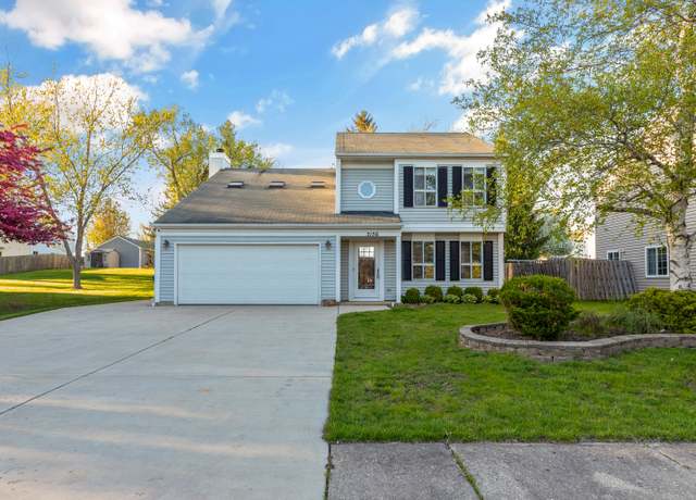 Property at 5156 Eau Claire Ct, Gurnee, IL 60031, 4 beds, 2.5 baths