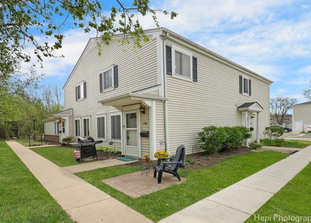 Property at 1196 Cove Dr Unit 151C, Prospect Heights, IL 60070, 2 beds, 1 bath