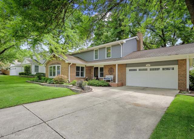 Property at 1465 Cantigny Way, Wheaton, IL 60189, 4 beds, 2.5 baths