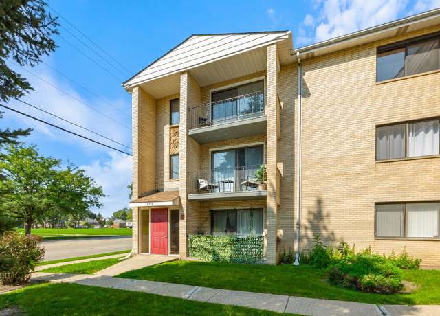 Property at 6332 Pershing Rd Unit 3C, Berwyn, IL 60402, 2 beds, 2 baths