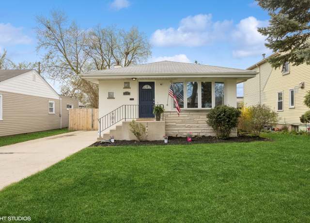 Property at 614 S 6th Ave, La Grange, IL 60525, 3 beds, 1.5 baths