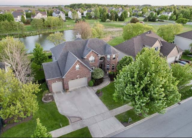Property at 26225 Oakcrest Ln, Plainfield, IL 60585, 5 beds, 4 baths
