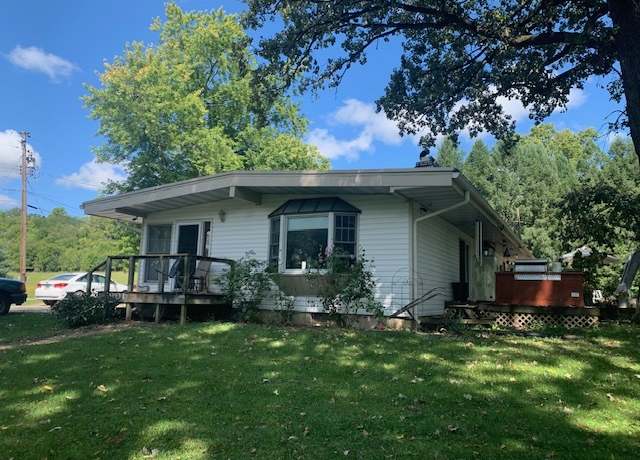 Property at 1901 Chestnut St, Ottawa, IL 61350, 4 beds, 2 baths