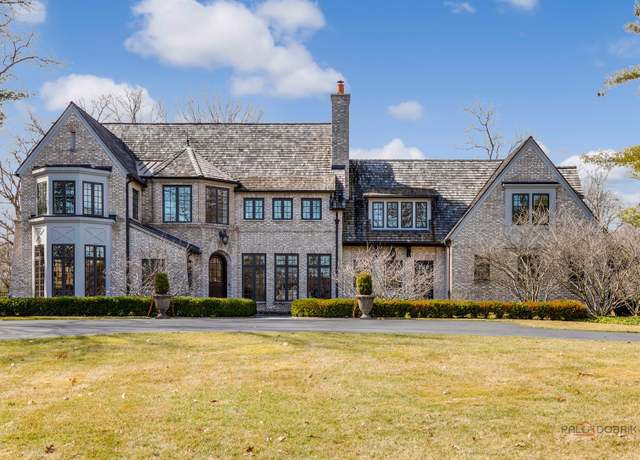 Property at 922 Oak Knoll Dr, Lake Forest, IL 60045, 6 beds, 6.5 baths