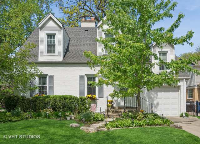 Property at 6552 N Waukesha Ave, Chicago, IL 60646, 4 beds, 1.5 baths