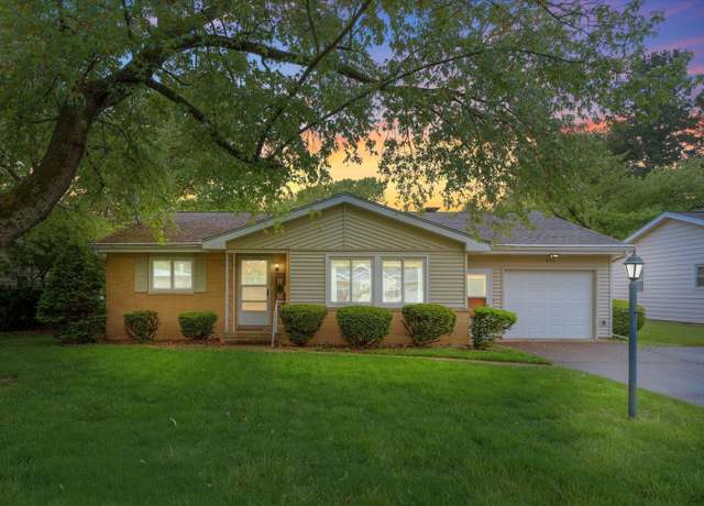 Property at 203 S 7th St, St. Joseph, IL 61873, 2 beds, 1.5 baths