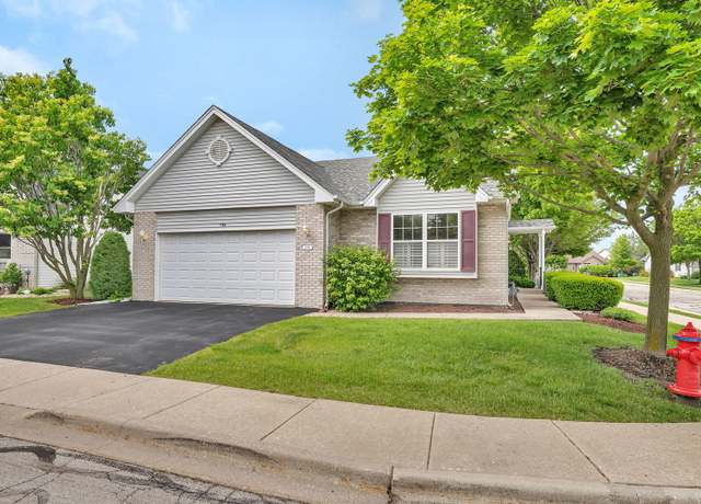 Property at 1039 Stewart Ct, Joliet, IL 60431, 3 beds, 2 baths