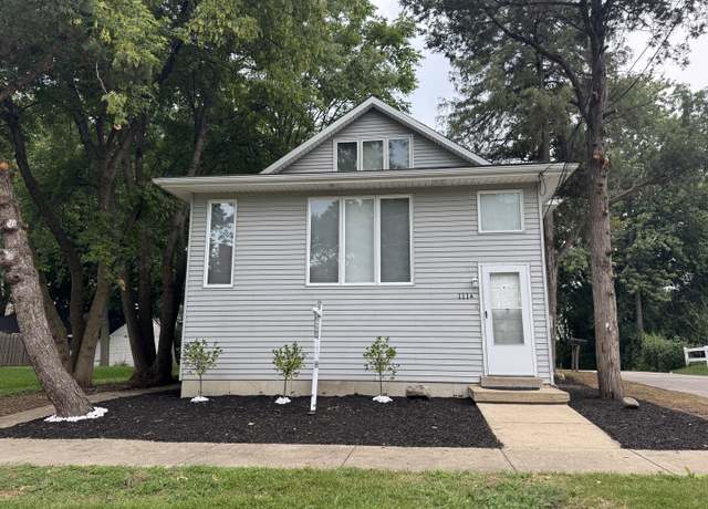 Property at 111 W Indiana St, Wheaton, IL 60187, 2 beds, 3 baths