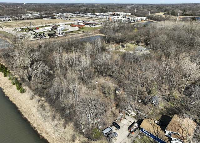 Property at 4S069 Barclay Rd, Naperville, IL 60563