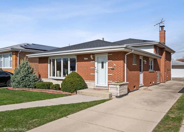 Property at 8355 S Kildare Ave, Chicago, IL 60652, 4 beds, 2.5 baths