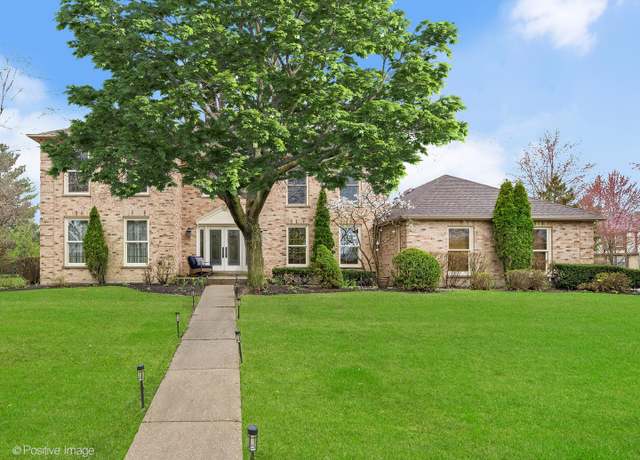 Property at 1000 Surrey Ln, Itasca, IL 60143, 4 beds, 3 baths