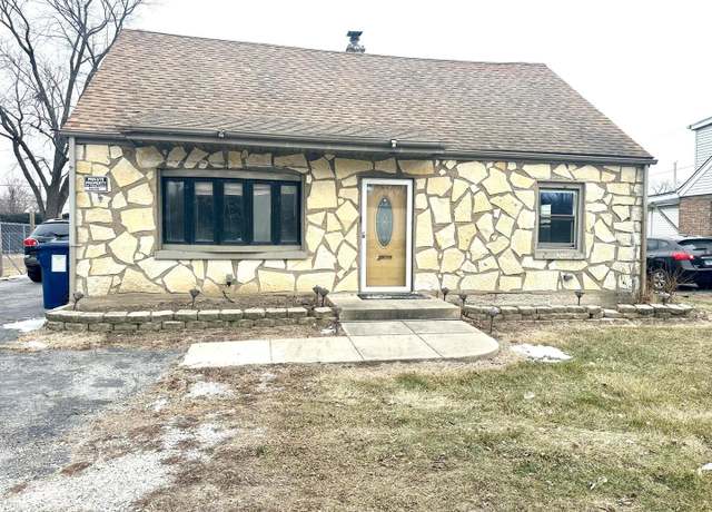 Property at 6849 S Roberts Rd, Bridgeview, IL 60455, 3 beds, 2 baths
