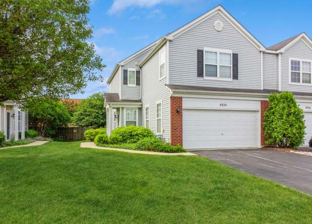 Property at 4924 Montauk Dr, Plainfield, IL 60586, 3 beds, 2.5 baths