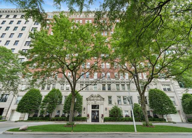 Property at 219 E Lake Shore Dr Unit 8C, Chicago, IL 60611, 3 beds, 3 baths