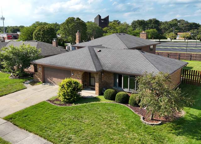 Property at 7922 Sycamore Dr, Orland Park, IL 60462, 5 beds, 3 baths