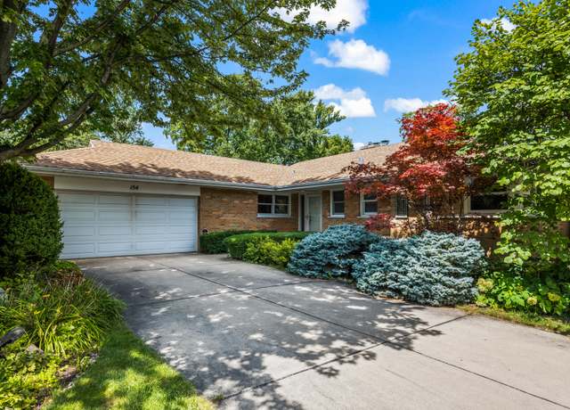 Property at 154 Cornell Ave, Des Plaines, IL 60016, 4 beds, 2.5 baths