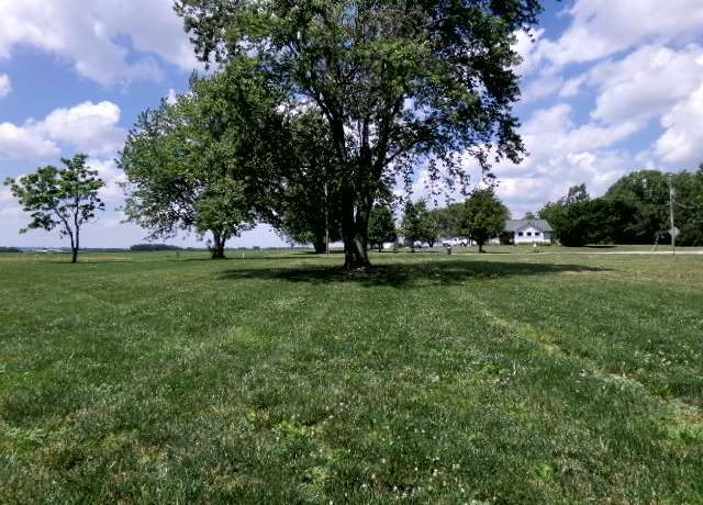 Property at 2522 Church St, Clinton, IL 61727